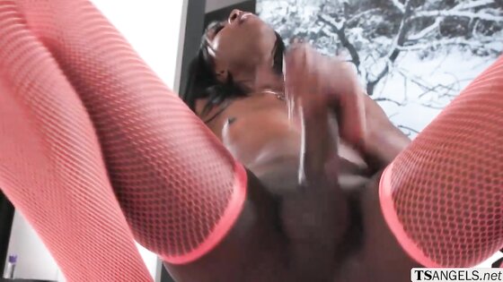 Ebony Vanniall loves her Erotic solo masturbation video