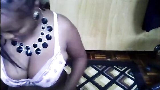 African MILF in office on webcam